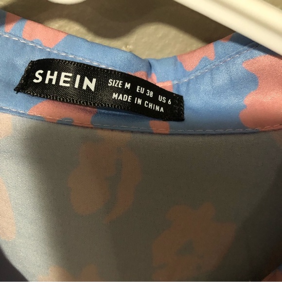 Funky Pattern Button-up - SHEIN - M - Picture 3 of 3